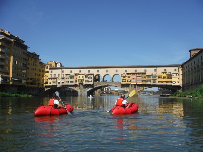 Florence: Ponte Vecchio and City Sights Guided Kayak Cruise - Passing the Uffizi area and the riverfront icons