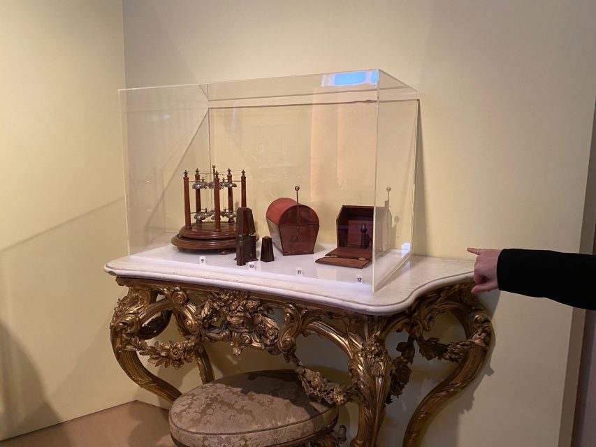 Florence: Private Astronomical Tour of the Museo Galileo - Price vs value: what $159 per person buys you