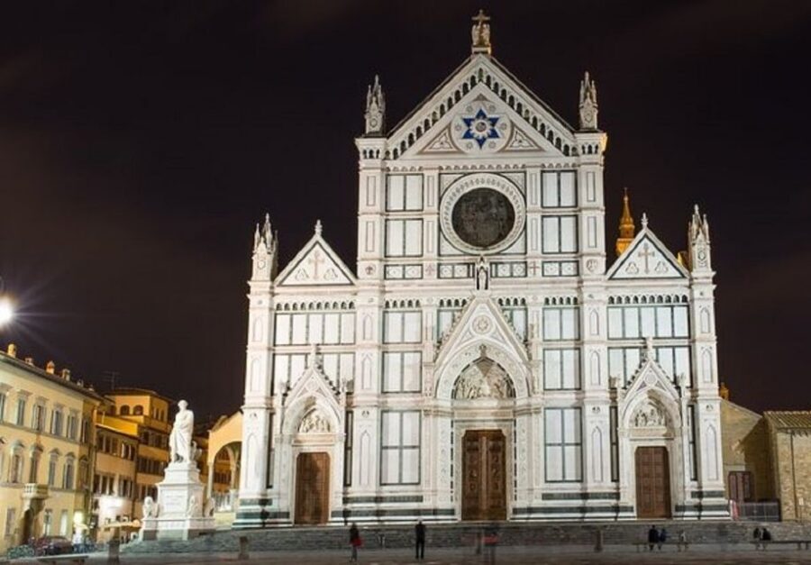 Florence: Private E-Bike Night Tour & Piazzale Michelangelo - Signoria Square: open-air sculptures that work best when you slow down