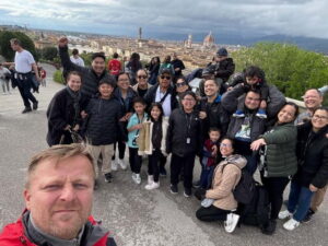 Florence: Private Electric Mini Car Tour with Local Guide - Pickup, vehicle reality, and how you set the route