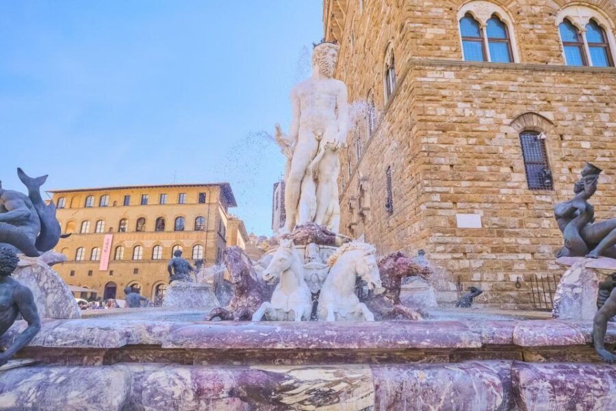 Florence: Private Guided Walking Tour - Loggia dei Lanzi: original statues by Cellini and Giambologna