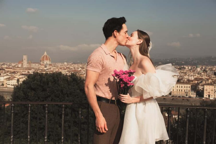 Florence: Private Photoshoot at Piazzale Michelangelo - Who this photoshoot fits best (and who should skip it)