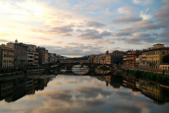 Florence: Private walking guided tour - Where it starts: Piazza del Duomo near the Lindt shop