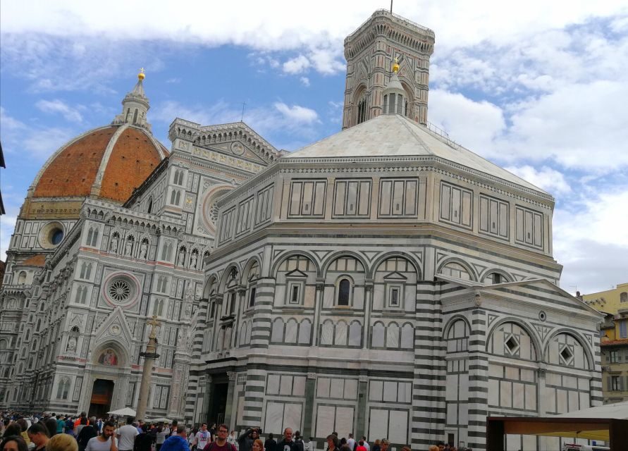 Florence: Private Walking Tour with a Local Guide - Piazza Duomo to Piazza della Repubblica: Origins, Community, and Meaning
