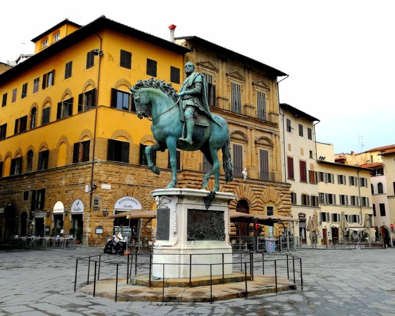 Florence: Private Walking Tour with a Local Guide - Price and Logistics: Is $330 Per Group Worth It?