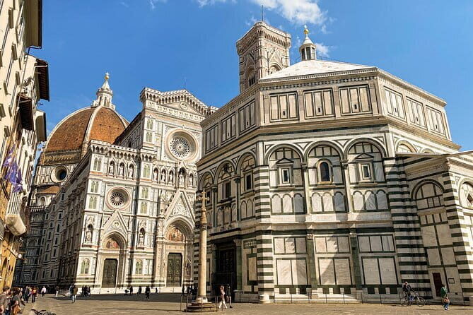 Florence Private WALKING TOUR - Santa Maria Novella: The Church That Welcomes the City