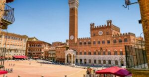 Florence: Siena San Gimignano Private Day Tour by Deluxe Car - The ride from Florence: quick, comfortable, and timed for walking