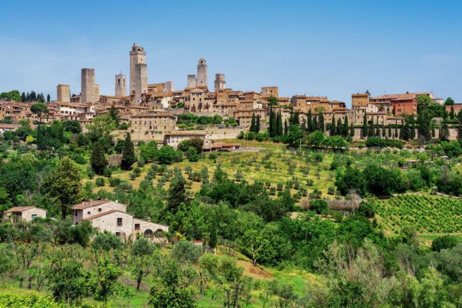 Florence: Siena San Gimignano Private Day Tour by Deluxe Car - Monteriggioni: the walled-town warm-up you’ll actually remember