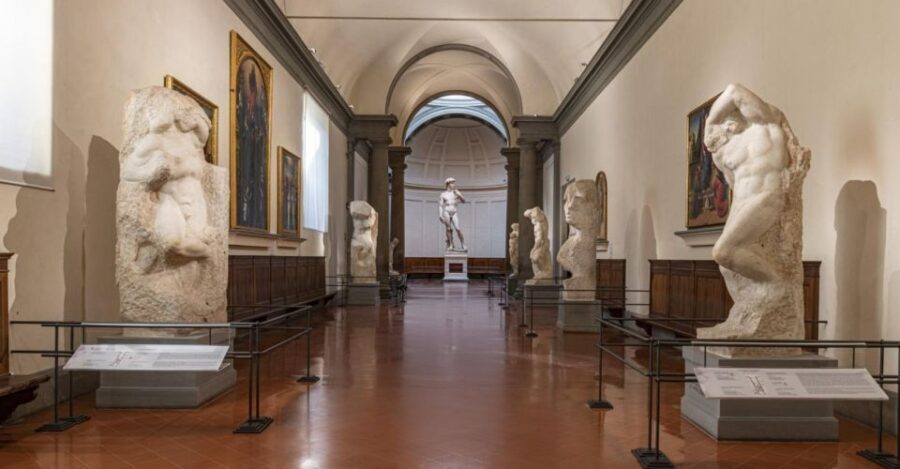 Florence: Skip-the-Line Accademia Gallery Entry Tickets - Entering and Finding Your Way: The “Things To Do In” Meeting Point