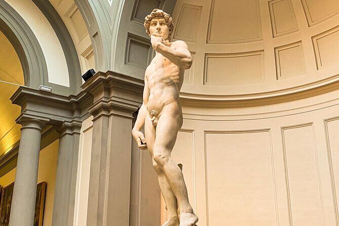 Florence: Skip-the-Line Uffizi & Accademia Tour - Small-Group Size: Why Max 9 People Feels Different