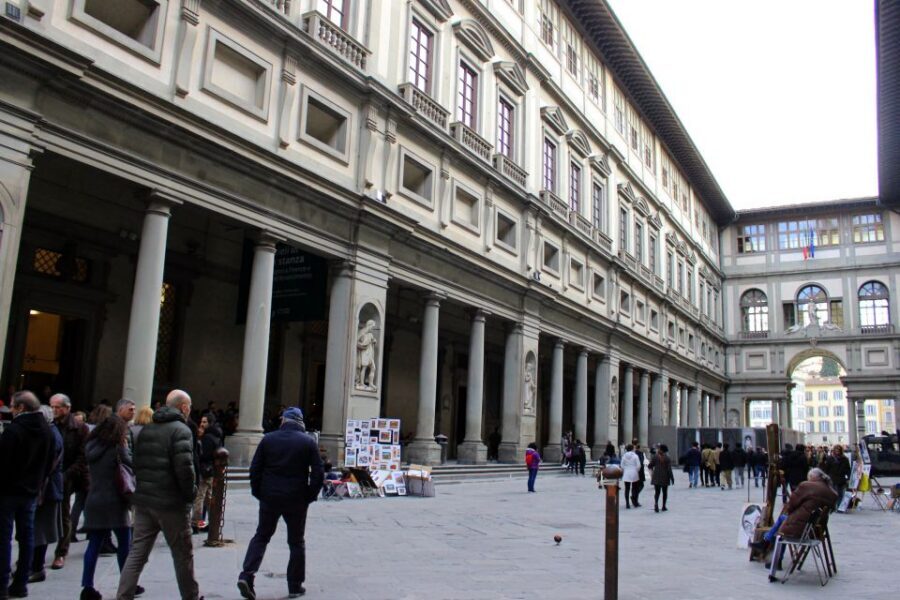 Florence: Skip-the-Line Uffizi Museum Tour Kids & Families - Key Points at a Glance