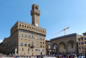 Florence: Small-Group Walking Tour with David and Duomo - Palazzo Vecchio to the Uffizi courtyard: seeing the art corridor without the detour