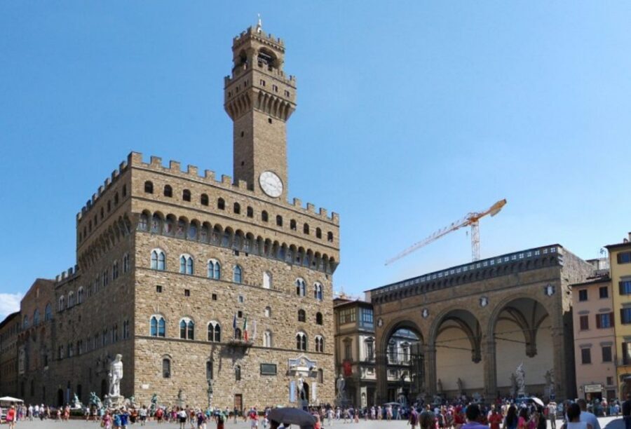 Florence: Small-Group Walking Tour with David and Duomo - Palazzo Vecchio to the Uffizi courtyard: seeing the art corridor without the detour