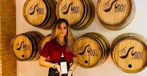 Florence: Taste of Tuscany Wine and Local Food Tour - Tuscan Bites You Actually Taste Alongside the Wine