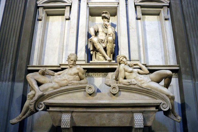 Florence - The Medici's Private Walking Tour - Ponte Vecchio and the Vasari Corridor: the Medici avoiding the crowd