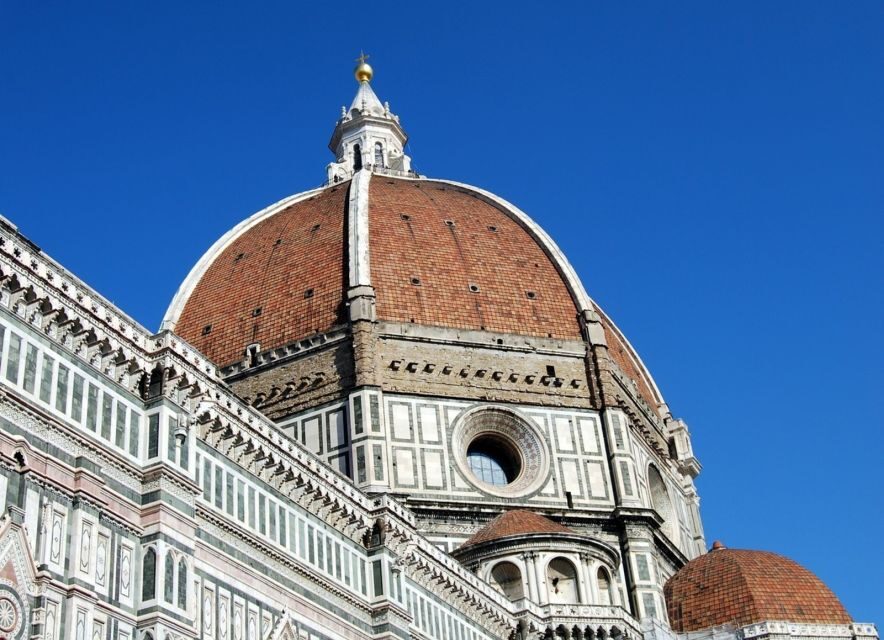 Florence: Tour for Kids w/ Michelangelo Statue of David - The Streets From Piazza della Signoria Toward Ponte Vecchio
