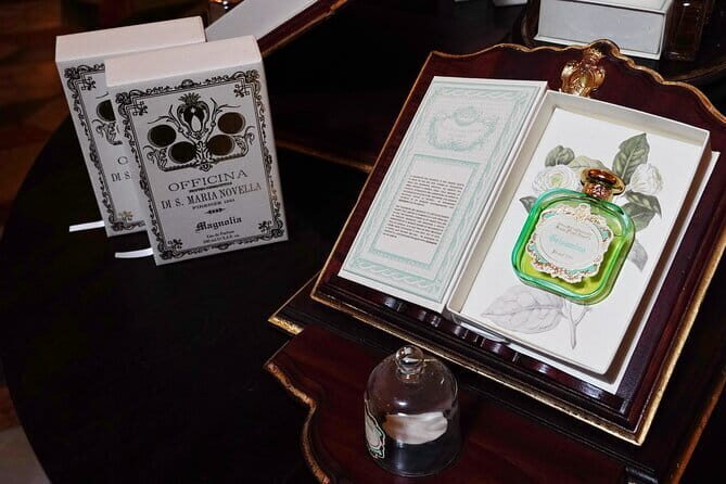 Florence tour of the historic center. Stories, legends and gossip - Officina Santa Maria Novella: perfume history you can actually smell