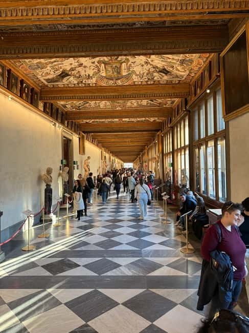 Florence: Uffizi Gallery Guided Tour, Skip-the-Line Tickets - Guide styles I noticed: Rafael and Giovanni