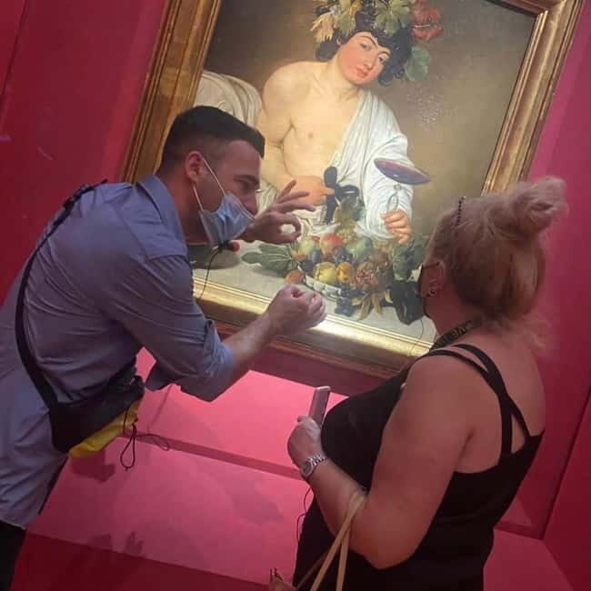 Florence: Uffizi Gallery Guided Tour, Skip-the-Line Tickets - Getting in at Via Lambertesca and finding Door 3