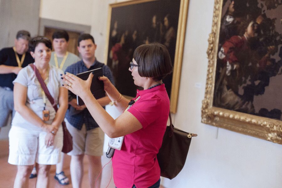 Florence Uffizi Gallery & Medici Vasari Corridor Guided Tour - Uffizi Gallery With a Guide: Highlights, Not the Entire Museum