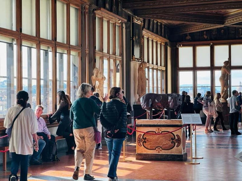 Florence: Uffizi Gallery Skip-the-line Ticket with escort - Uffizi priority entry: what the Enjoy Rome escort gets you