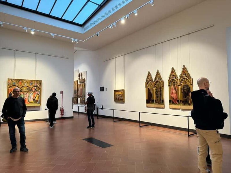 Florence: Uffizi Gallery Skip-the-line Ticket with escort - What to bring and what to leave behind