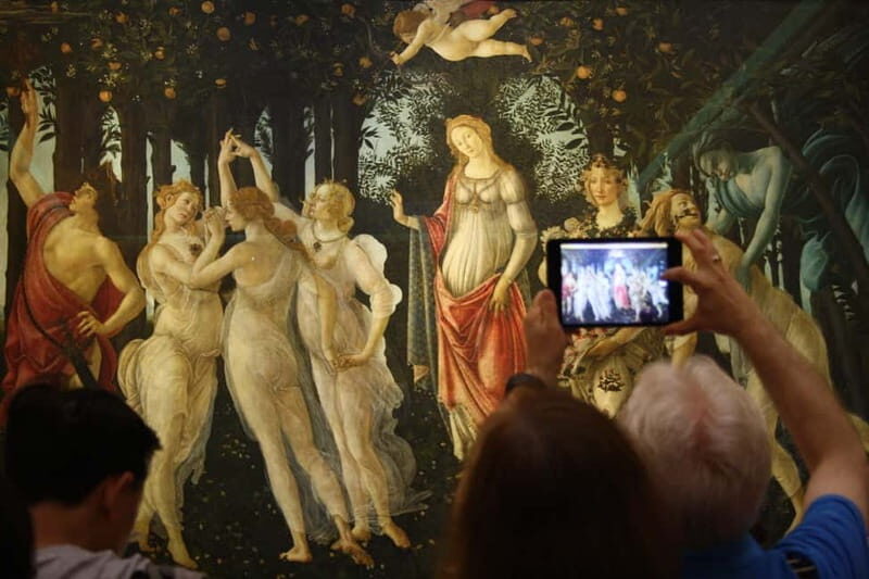 Florence: Uffizi Gallery Skip-the-line Ticket with escort - From Giorgio Vasari’s offices to one of Europe’s best-known museums