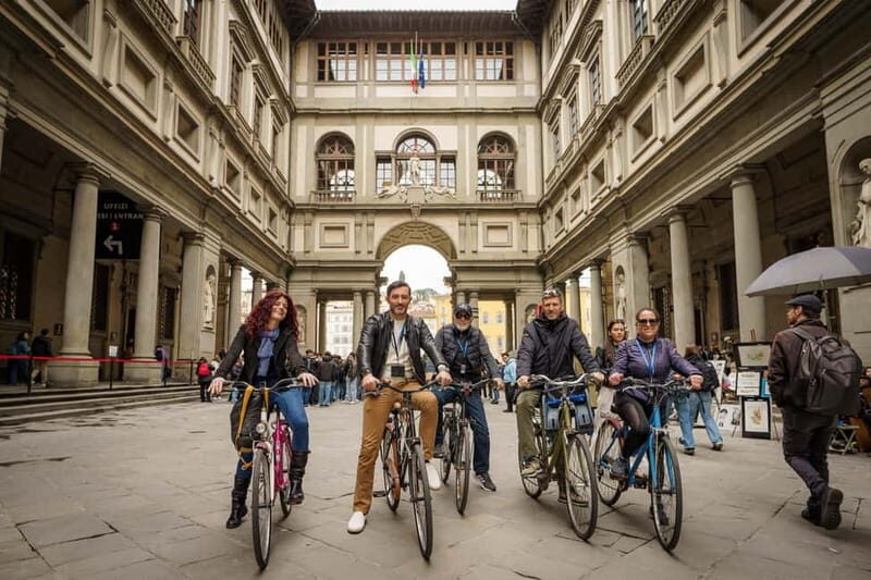 Florence: Untold Bike tour with Roberto - Meeting at Via della Pergola and Getting Ready to Ride