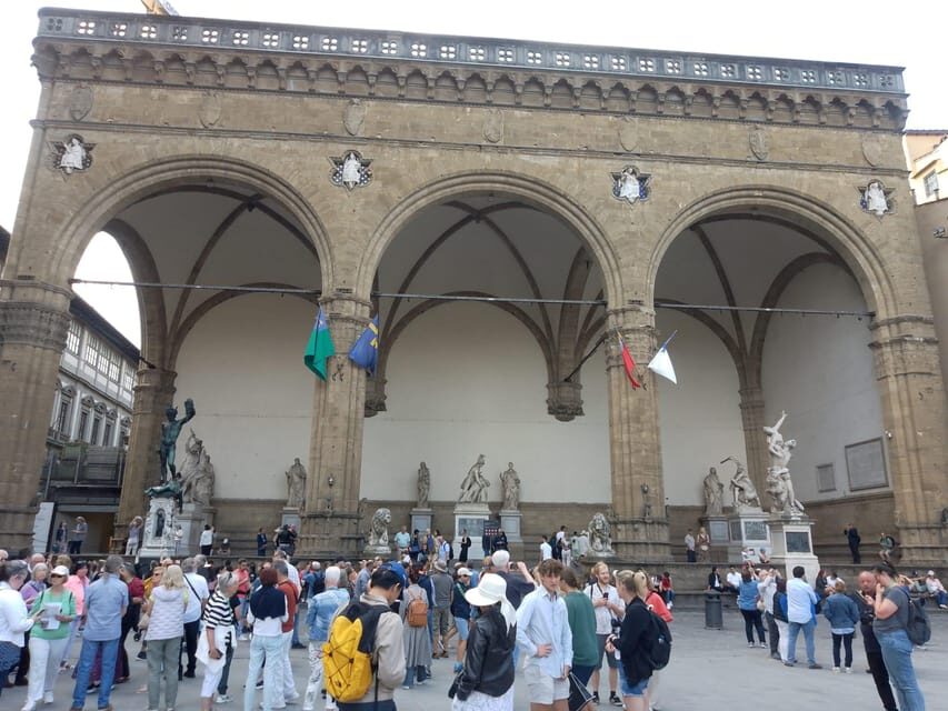 Florence Unveiled: The Rivalry of Leonardo and Michelangelo - Quick hits