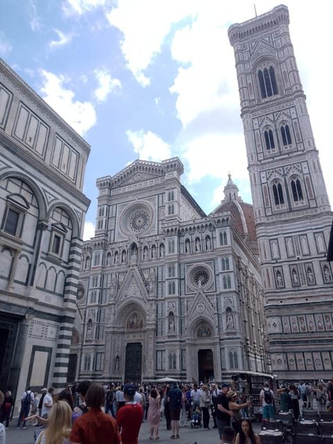 Florence Unveiled: The Rivalry of Leonardo and Michelangelo - Optional add-ons: Medici Chapel and Leonardo’s interactive museum
