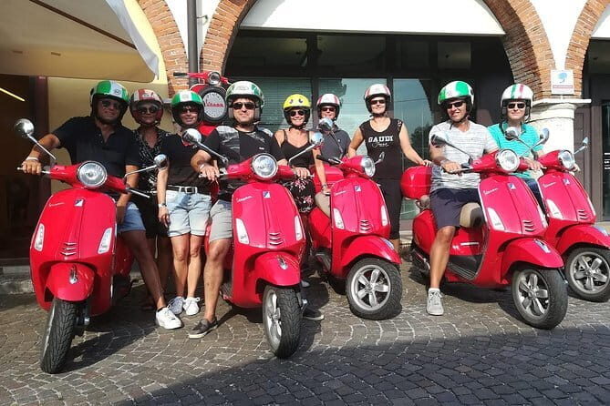 Florence Vespa Rental - Boboli Gardens Without the Crowd Panic