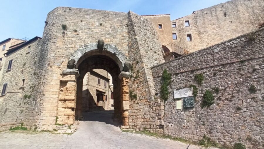 Florence: Volterra & San Gimignano Wine Tour with Lunch - How to get the most from the tasting without overbuying
