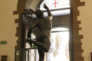 Florence: Walking Tour and Bargello Museum - Duomo Square stop: focus on the dome and the city’s confidence
