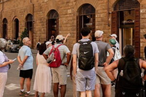 Florence: Walking Tour & Duomo Visit with Terrace & Dome Access - Piazza Della Repubblica: Where Florence Remembers Rome