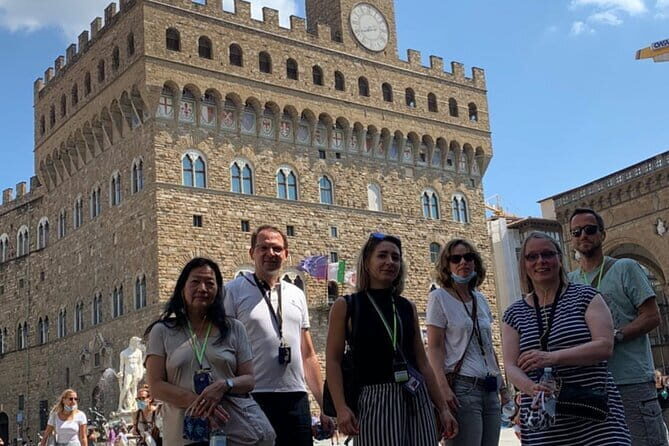 Florence Walking Tour with Audioguide on Your Smartphone - San Lorenzo and the Medici story in one stretch