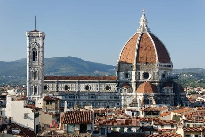 Florence Walking Tour with David & Duomo: Small Group or Private - Piazza della Signoria: where you learn the Medici behind the marble