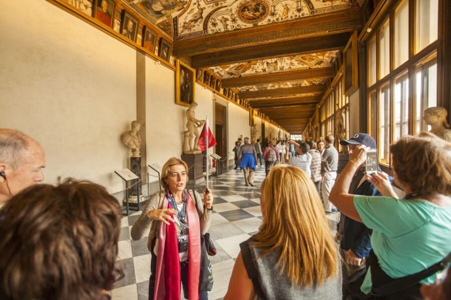 Florence: Walking Tour with Skip-the-Line Accademia & Uffizi - The pause between tours: using 1.5 hours without stress