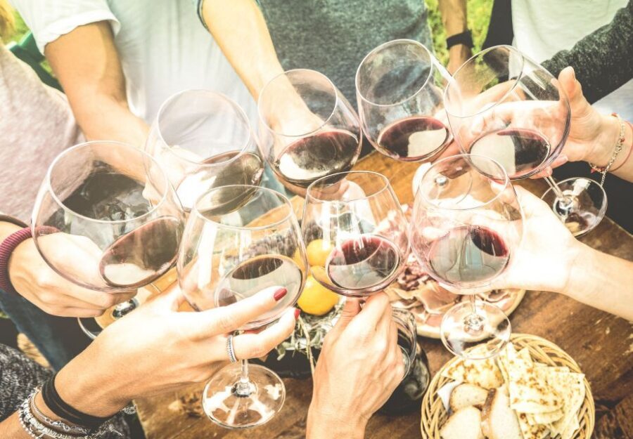 Florence: Wineries, Tastings, Lunch & San Gimignano Day Trip - Key Points That Make This Day Trip Work