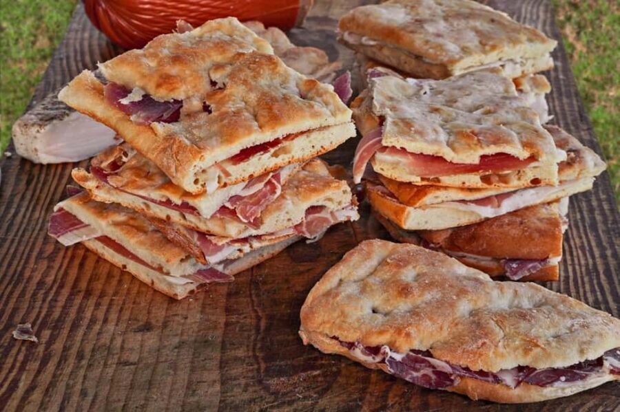 Florence’s Ultimate Food Tour: Full Tuscan Meal with a Local - Piazza Indipendenza lunch: where the meal starts to feel real