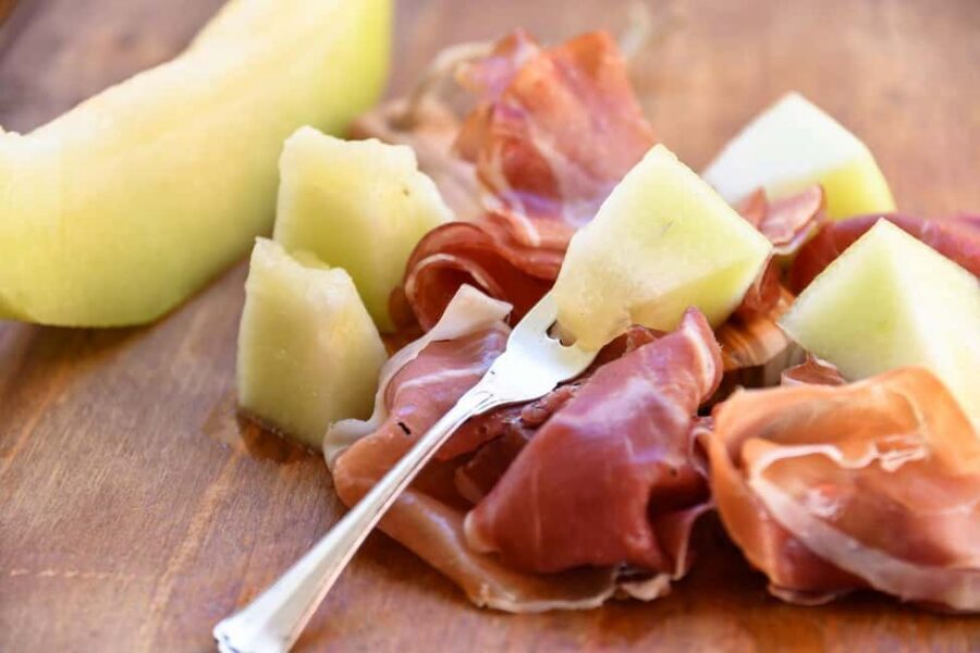Florence’s Ultimate Food Tour: Full Tuscan Meal with a Local - Included drinks, water, and the “drink card” reality check
