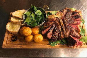 Florentine Steak Experience - Getting oriented: Via Sant’Agostino meeting point and a 6:30 pm start