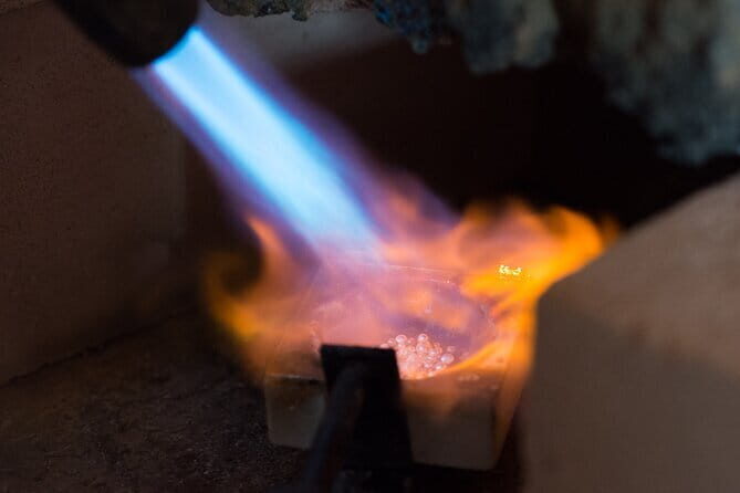 Forge your own wedding rings or friendship rings in Tuscany - Who should book this ring-forging experience in Tuscany