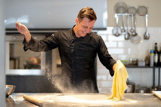 Fresh Pasta in a Michelin Kitchen: The Secrets of Taste - Plating like a chef: turning your work into a restaurant plate