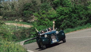 From Firenze | Chianti day tour in a classic car - Piazza di Verzaia start: how the cars and group fit together