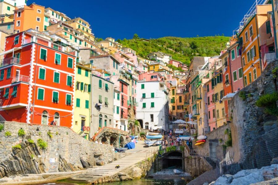 From Florence: Cinque Terre Small-Group Day Trip - Florence to Manarola: the meeting point and the fast start