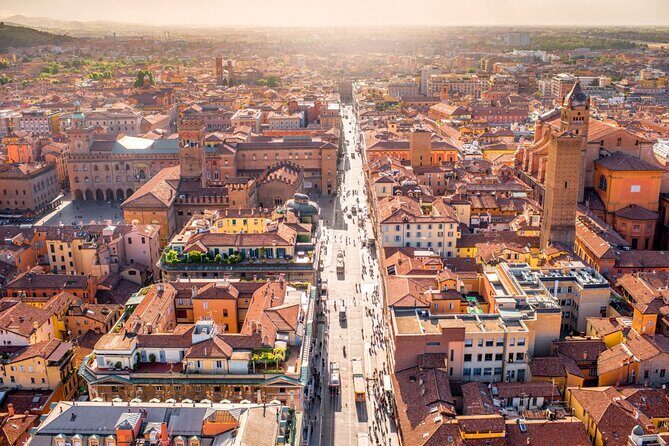 From Florence: Private One Day Tour to Bologna with typical lunch - Porticoes up to San Luca: the San Luca Express plus optional basilica time