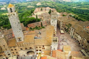 From Florence: PRIVATE Siena and San Gimignano with wine tasting - Siena with a local guide, then a Duomo window for your own pacing