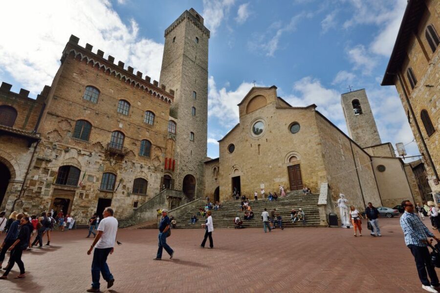 From Florence: Private Siena, San Gimignano + wine tasting - Is it worth $495.73 per person? Value check