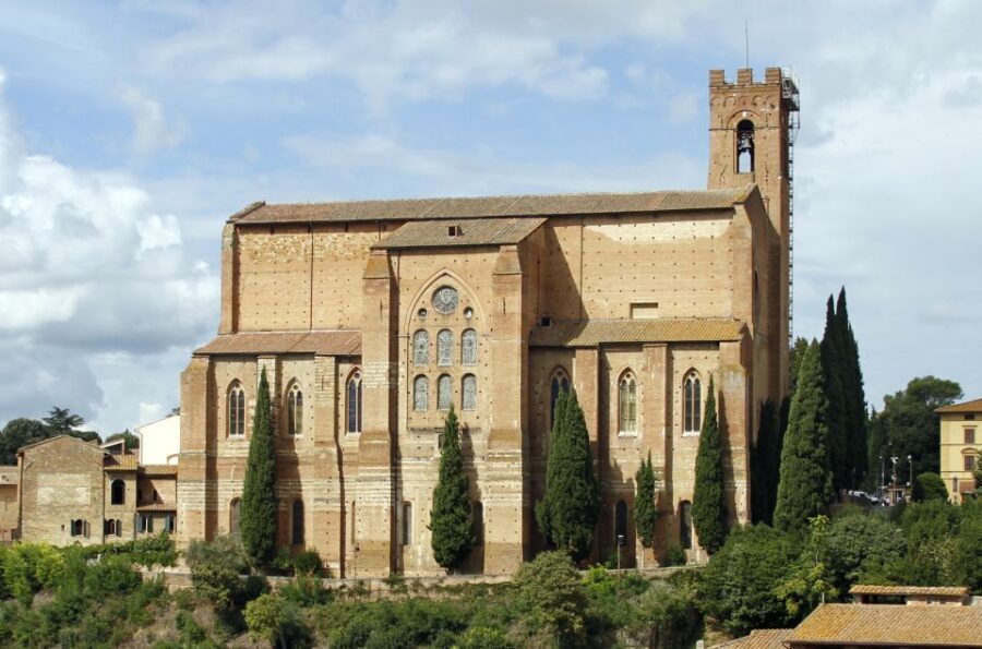 From Florence: Private Siena, San Gimignano + wine tasting - San Gimignano free time: towers and UNESCO vibes without a rigid script