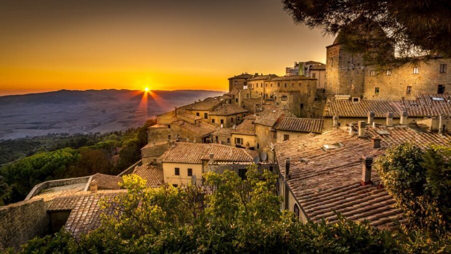 From Florence: PRIVATE Tour of San Gimignano and Volterra - The private Mercedes ride out of Florence